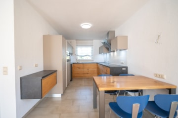 Modernes Reihenendhaus in ruhiger Feldrandlage von Babenhausen mit Garage, Garten und Carport! - Küche EG (639274)