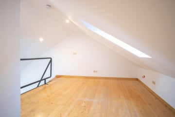 Modernes Reihenendhaus in ruhiger Feldrandlage von Babenhausen mit Garage, Garten und Carport! - Schlafzimmer 2 OG (639286)