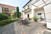 DIETZ: Freiwerdendes 2-Familienhaus mit Garten, Keller und viel Platz in beliebter Lage Schaafheims! - Hof