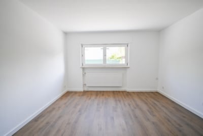DIETZ: Souterrainwohnung im energetisch sanierten 7-Familienhaus – Nähe Godelsberg und Waldrand! - Schlafzimmer 1 von 1 (702777)