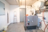 Heizung - Gepflegtes 3 FH in Groß-Zimmern – 1 Wohnung sofort beziehbar – Garten und 2 Garagen – ruhige Lage