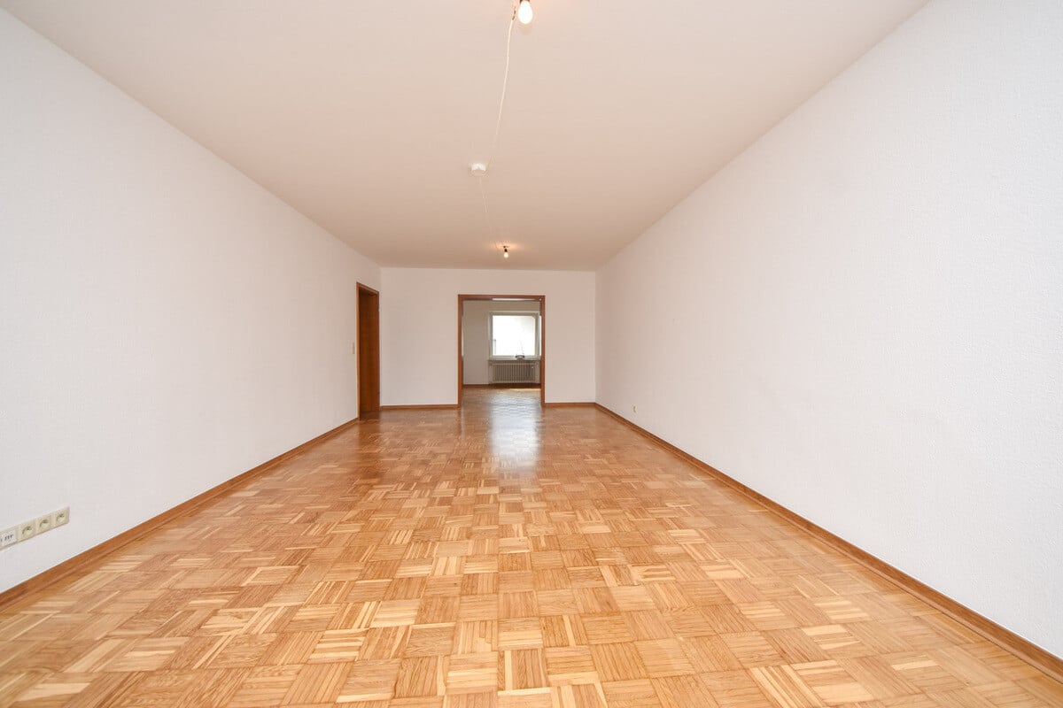 Wohnzimmer 1 . OG
