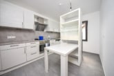 Küche 1. OG - Gepflegtes 3 FH in Groß-Zimmern – 1 Wohnung sofort beziehbar – Garten und 2 Garagen – ruhige Lage