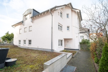 DIETZ: Gepflegte 2 Zimmerwohnung mit Balkon, Tiefgaragenstell. in ruhiger Lage Rodgau Hainhausen! - Außenansicht (649884)