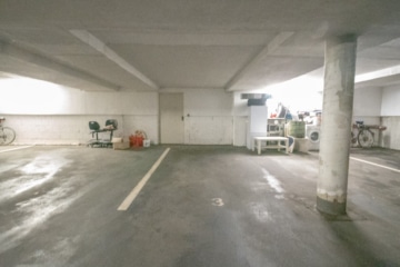 DIETZ: Gepflegte 2 Zimmerwohnung mit Balkon, Tiefgaragenstell. in ruhiger Lage Rodgau Hainhausen! - Tiefgaragenstellplatz Nr 3 (649881)