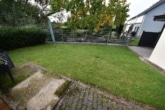 Überschaubarer Garten - DIETZ: Geräumiges 1-2 Familienhaus mit großem Grundstück, Nebengebäude und Doppelgarage!