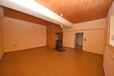 EG Wohnen - DIETZ: Geräumiges 1-2 Familienhaus mit großem Grundstück, Nebengebäude und Doppelgarage!