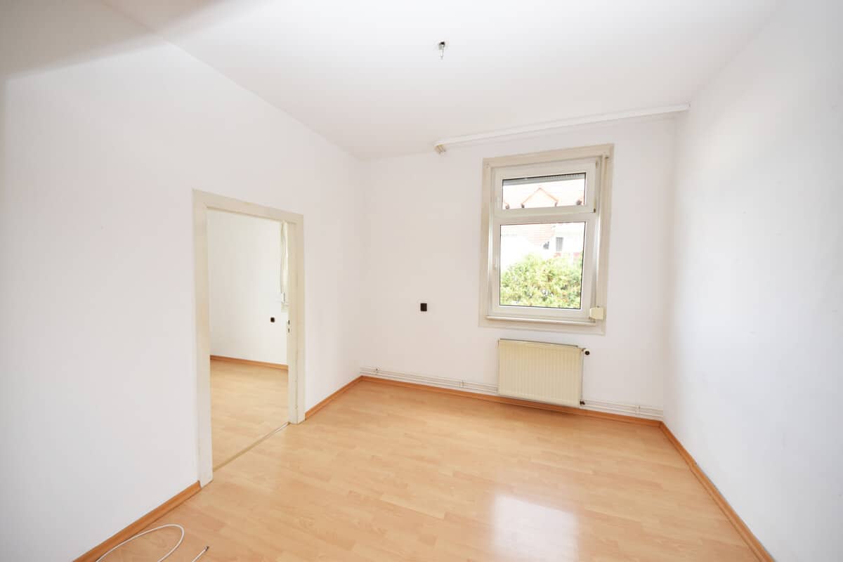 Zimmer 1 von 6 OG
