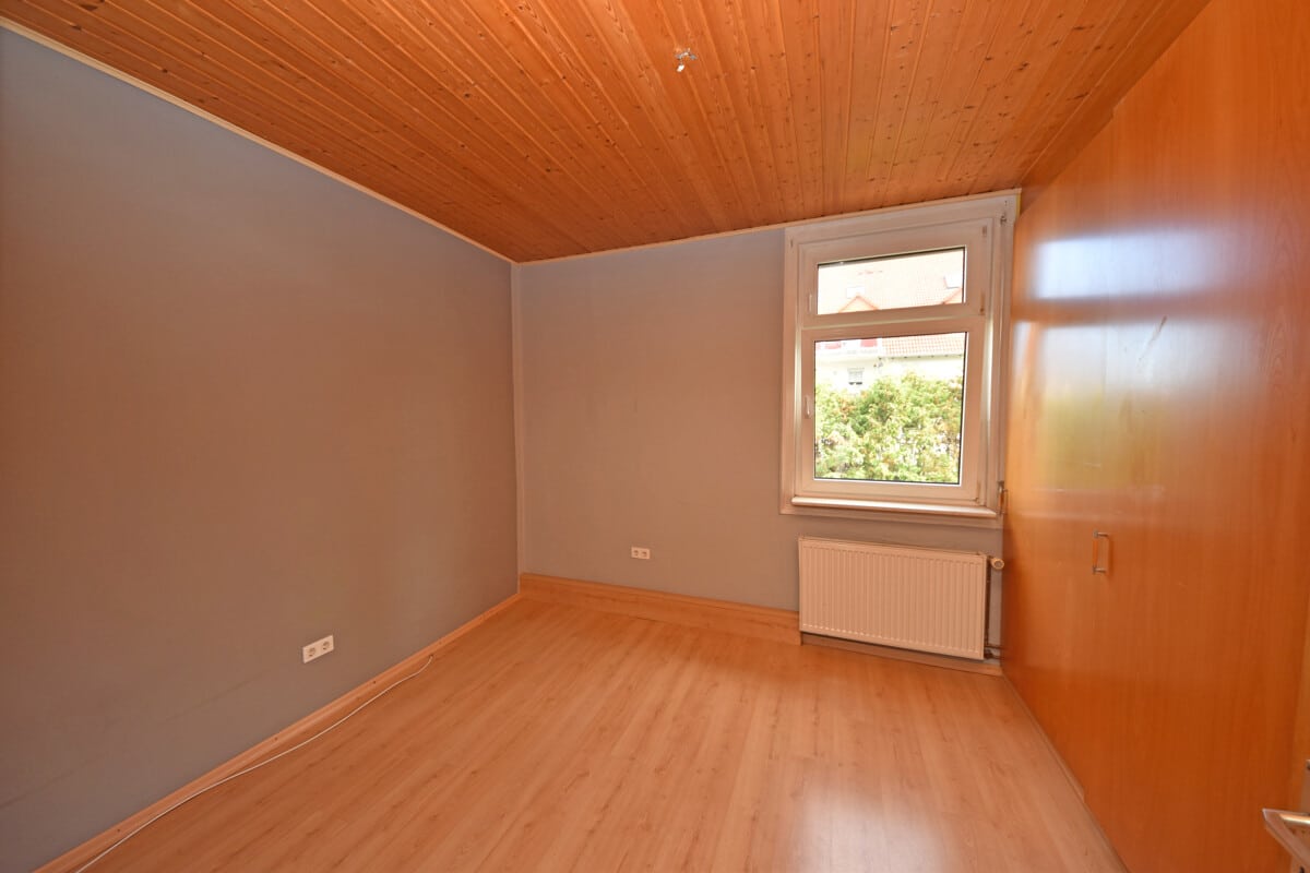 Zimmer 4 von 6 OG