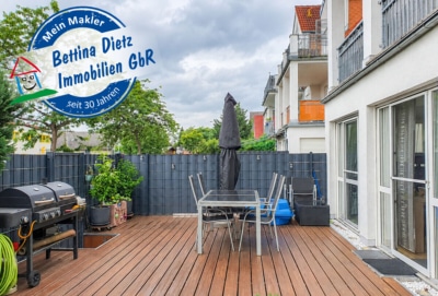 DIETZ: 3-Zimmerwohnung im Erdgeschoss mit zwei TG-Stellplätzen und Kellerraum! - große Terrasse (697149)