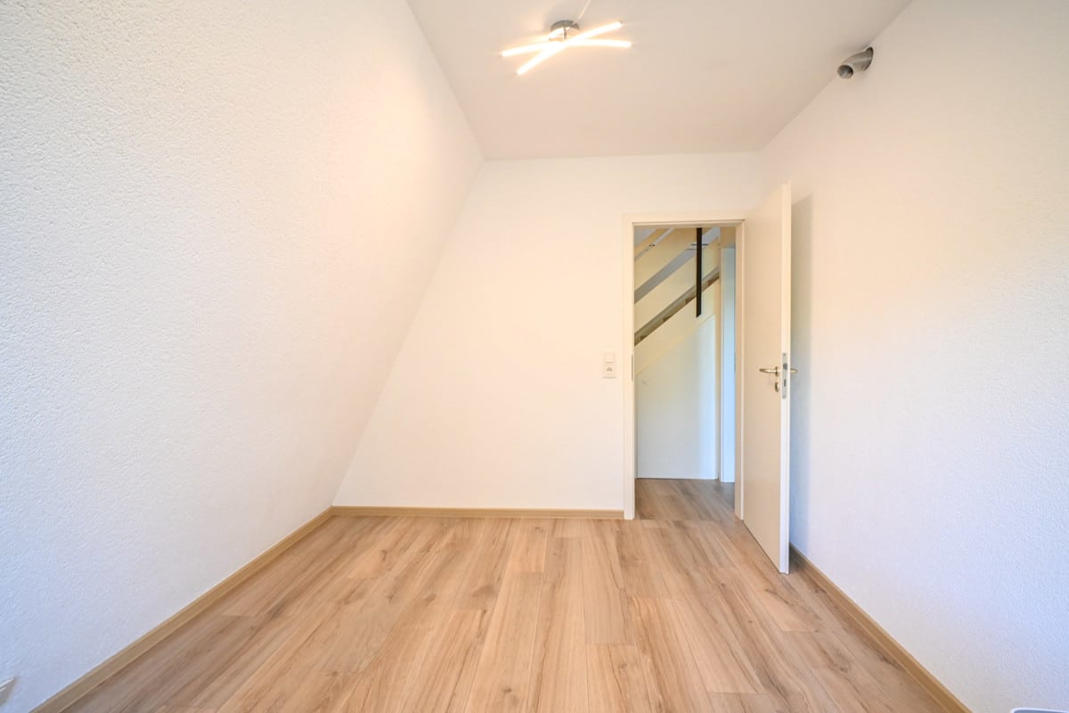 Schlafzimmer 1 von 2 UG