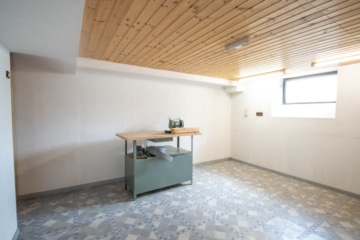 DIETZ: 2-FH mit Nebengebäude, Keller und Hofbereich in Rodgau-Weiskirchen! WEG-Teilung! - Abstellraum 1 KG (638097)