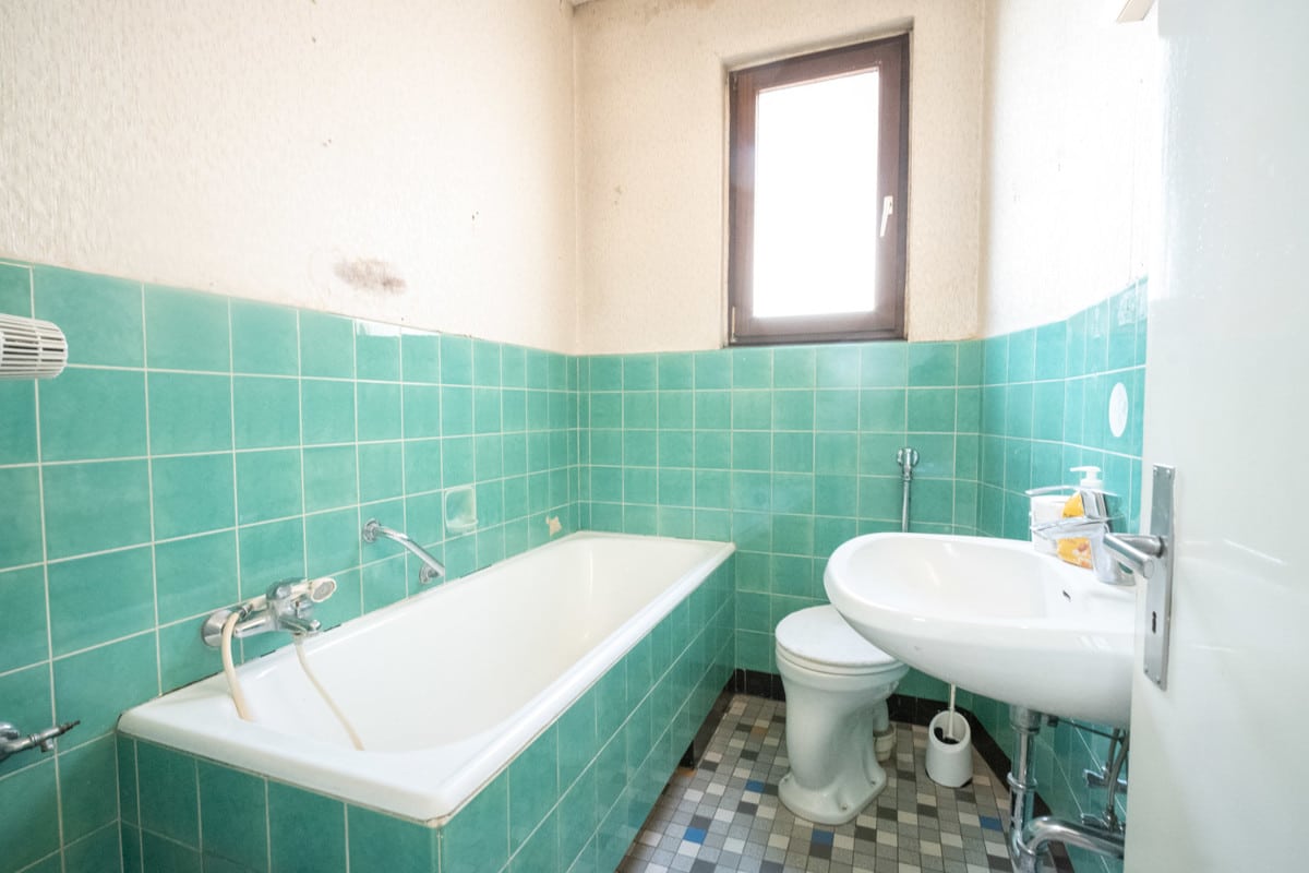Badezimmer EG