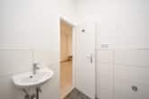 DIETZ: Modernisiertes Ladengeschäft mit WC - Küchenanschluss in Babenhausen! - Tageslicht WC