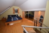 DIETZ: Besondere 3-Zimmer-Wohnung Art inklusive Einbauküche und SONNENBALKON! - Schlafzimmer Spitzboden