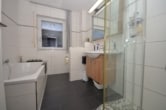 DIETZ: Besondere 3-Zimmer-Wohnung Art inklusive Einbauküche und SONNENBALKON! - Tageslichtbad Wanne+Dusche