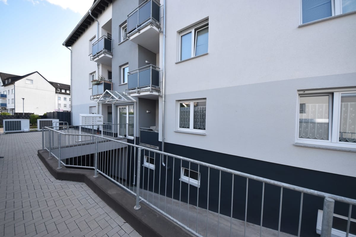 Außenanlage Tiefgarageneinfahrt