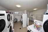 DIETZ: Hochwertige 4-Zimmer-Wohnung mit Parkett, 2 Bäder, 2 Balkonen, optionaler Garagenstellplatz! - Waschküche