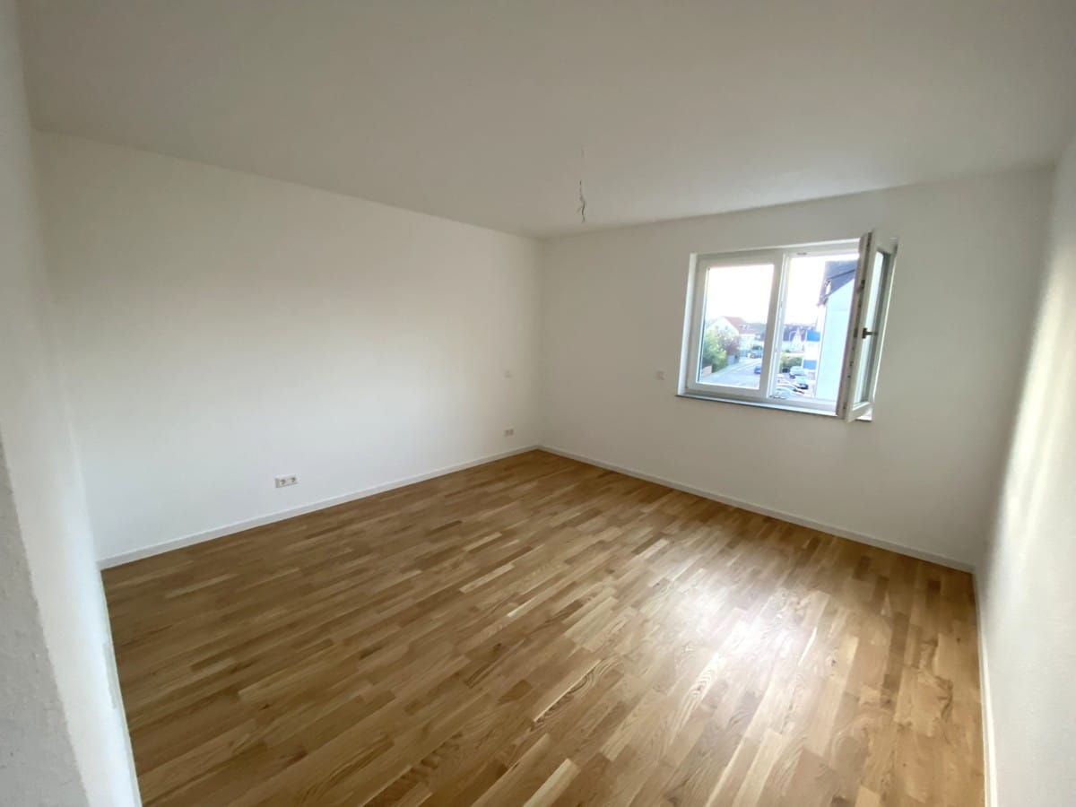 Schlafzimmer 1 von 3