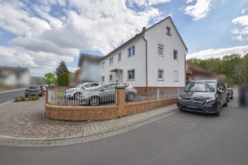 DIETZ: Gepflegte 3-Zimmerwohnung im 1.OG mit Balkon in Langstadt, Babenhausen nahe des Feldes! - Außenansicht (676105)