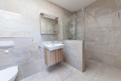 DIETZ: NEUBAU 3-Zimmer-Wohnung im 2. Obergeschoss mit herrlichem Weitblick – Feldrandlage! - TGL-Bad mit Dusche (701239)