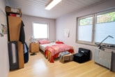Schlafzimmer 1 von 3 - Gepflegte 3-Zimmer-Wohnung mit Balkon und Stellplatz in Fränkisch-Crumbach – Ruhige Lage!