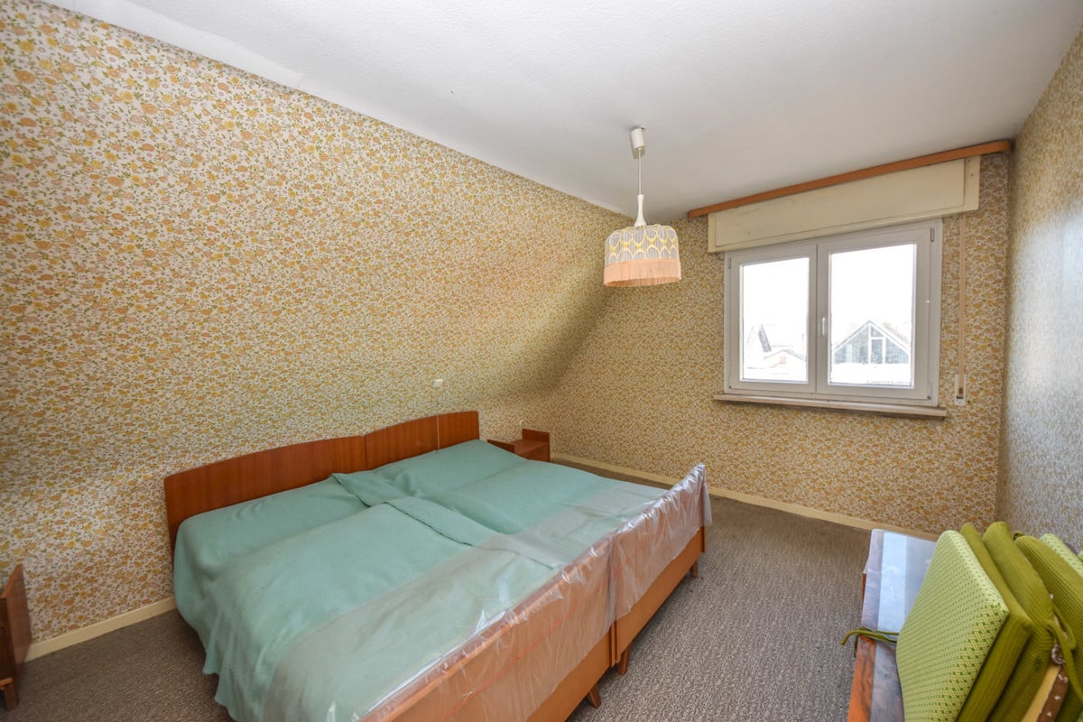 Schlafzimmer 1 von 1 DG