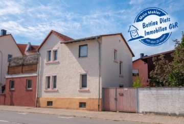 DIETZ: Gemütliches Einfamilienhaus mit Nebengebäude und Hof in Babenhausen!, 64832 Babenhausen, Einfamilienhaus