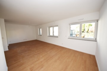 DIETZ: HAUS PAULA! 2-Zimmer-Erdgeschoss Neubauwohnung! Bis zu 2 Tiefgaragenstellplätze anmietbar! - Wohnen und Essen (649565)