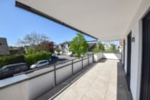 Terrasse 1 - Neuwertige 3 Zi-Wohnung im 1. OG mit Personenaufzug, Kellerraum und 2 PKW – Stellplätzen in Messel!
