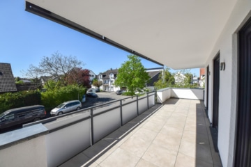 Neuwertige 3 Zi-Wohnung im 1. OG mit Personenaufzug, Kellerraum und 2 PKW – Stellplätzen in Messel! - Terrasse 1 (677583)