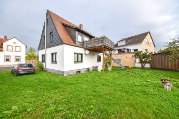 DIETZ: 1-2 Familienhaus in ruhiger Großostheimer Wohnlage zu verkaufen! Erdgeschoss bereits frei! - Garten (647626)