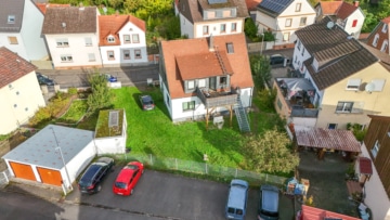 DIETZ: 1-2 Familienhaus in ruhiger Großostheimer Wohnlage zu verkaufen! Erdgeschoss bereits frei! - Luftbild (647635)