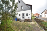 Außenansicht - DIETZ: 1-2 Familienhaus in ruhiger Großostheimer Wohnlage zu verkaufen! Erdgeschoss bereits frei!