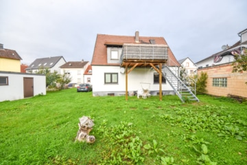 DIETZ: 1-2 Familienhaus in ruhiger Großostheimer Wohnlage zu verkaufen! Erdgeschoss bereits frei! - Garten (647627)