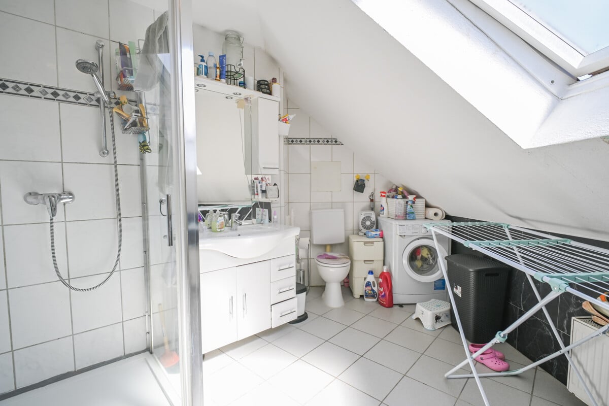 Tageslichtbadezimmer DG