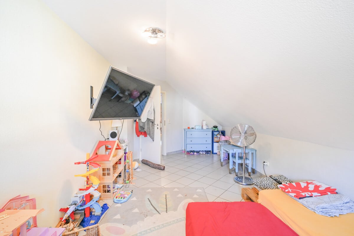 Schlafzimmer 2 DG