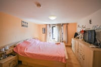 Schlafzimmer 1 DG