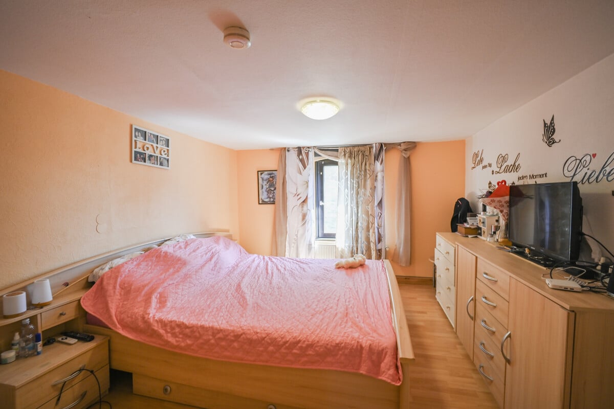 Schlafzimmer 1 DG