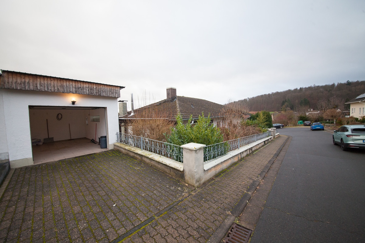 Garage 1 von 2
