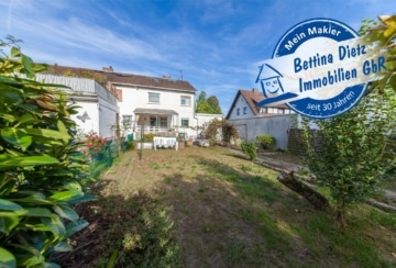 DIETZ: Einfamilienhaus auf tollem Grundstück mit Garage und Keller in Bad-Vilbel!, 61118 Bad Vilbel, Reiheneckhaus