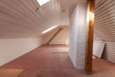 DIETZ: Einfamilienhaus auf tollem Grundstück mit Garage und Keller in Bad-Vilbel! - Ausgebauter Spitzboden