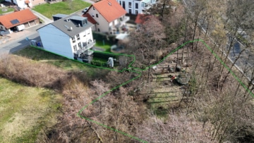 DIETZ: Junges Familienhaus mit angrenzendem idyllischen Waldgrundstück in Laufach zu verkaufen! - Luftbild (668488)