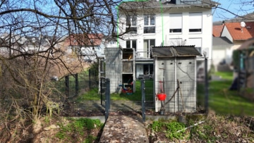 DIETZ: Junges Familienhaus mit angrenzendem idyllischen Waldgrundstück in Laufach zu verkaufen! - Reihenhaus (668495)