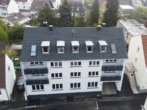 DIETZ: Erstbezug nach Sanierung! 3-Zimmer-Wohnung mit 2 Balkonen, Wärmepumpe! - Straßenansicht