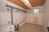 Gemeinsame Waschküche - DIETZ: KOMPLETT-MÖBLIERTE 2-Zimmer-Wohnung! Möbelbilder folgen! Leidersbach