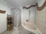 Tageslichtbad - DIETZ: VOLL-MÖBLIERTE 2-Zimmer-Wohnung! Möbelbilder folgen! Leidersbach