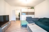 Wohnzimmer - DIETZ: 2-Zimmer-Erdgeschosswohnung mit Balkon! Vermietet seit 2023