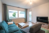 Wohnzimmer - DIETZ: 2-Zimmer-Erdgeschosswohnung mit Balkon! Vermietet seit 2023