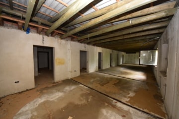 DIETZ: Gebäude mit vielen Nutzungsmöglichk.: Event-Location, Vergnügungsstätte, Wohnungen oder Büro - Teil der Obergeschossebene (621311)